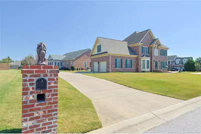 248 W Summerchase Drive, Fayetteville, NC 28311 - Photo 5