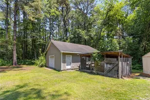 21621 Old Maxton Rd, Maxton, NC 28364 - Photo 33