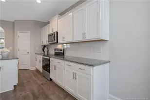 415 Longthorpe Rd, Fayetteville, NC 28311 - Photo 13