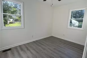 816 W Rose St, Sanford, NC 27330 - Photo 9