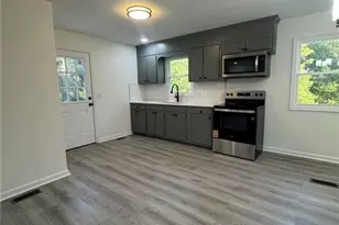 816 W Rose St, Sanford, NC 27330 - Photo 5