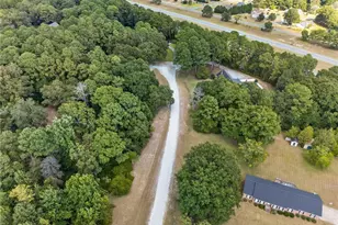 3209 Elms Thorpe Dr, Fayetteville, NC 28312 - Photo 47