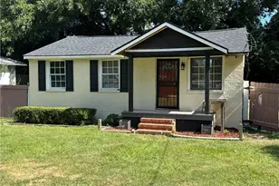 1017 Henderson Ave, Fayetteville, NC 28301 - Photo 1