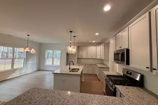 509 Autumn Leaf Ct, Lumberton, NC 28358 - Photo 7