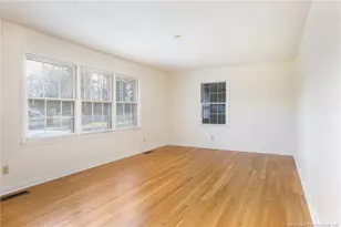 513 Lancaster Rd, Fayetteville, NC 28303 - Photo 5