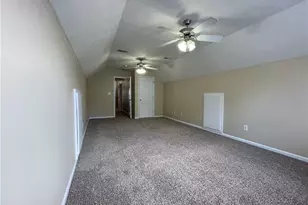 5234 Woodpecker Dr, Hope Mills, NC 28348 - Photo 19