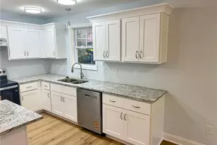 1520 Berriedale Dr, Fayetteville, NC 28304 - Photo 9