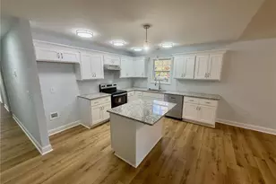 1520 Berriedale Dr, Fayetteville, NC 28304 - Photo 7