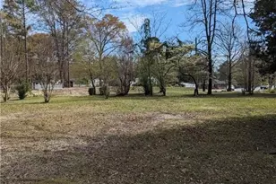 106 S Wilkinson Dr, Saint Pauls, NC 28384 - Photo 5