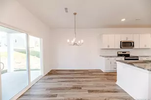 4531 Bunkers Bay Ln, Hope Mills, NC 28371 - Photo 7