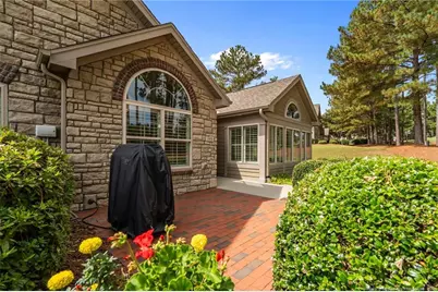 105 E Chelsea Court, Southern Pines, NC 28387 - Photo 3