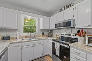 76 N Hillside Dr, Spring Lake, NC 28390 - Photo 11