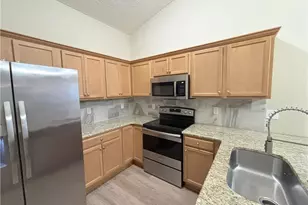 5334 Holland Park Ave, Fayetteville, NC 28314 - Photo 7