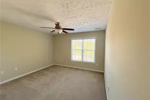5334 Holland Park Ave, Fayetteville, NC 28314 - Photo 19