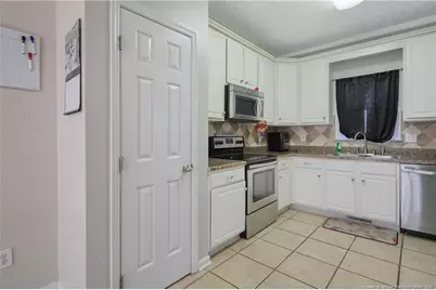 6145 Woodspring Drive, Hope Mills, NC 28348 - Photo 17