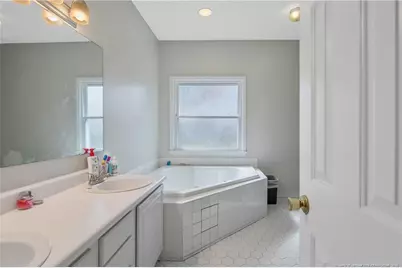 6145 Woodspring Drive, Hope Mills, NC 28348 - Photo 27