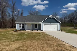 232 Dalton Dr, Lumber Bridge, NC 28357 - Photo 1