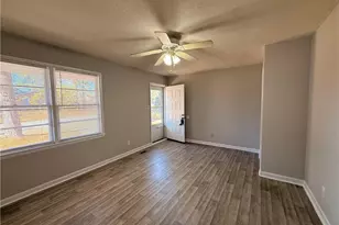 323 Cadmium Ct, Fayetteville, NC 28311 - Photo 3