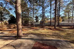 323 Cadmium Ct, Fayetteville, NC 28311 - Photo 17