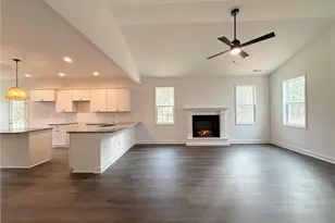 328 Sacksonia St, Raeford, NC 28376 - Photo 7