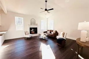 328 Sacksonia St, Raeford, NC 28376 - Photo 7