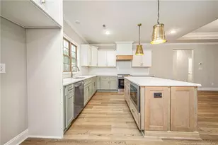 15941 Old Orchard Ct, Wagram, NC 28396 - Photo 11