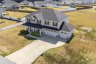 267 Red Hawk Pl, Smithfield, NC 27577 - Photo 5