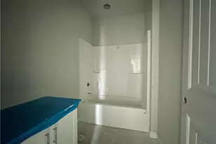 1727 Man-O-War Dr, Hope Mills, NC 28348 - Photo 5