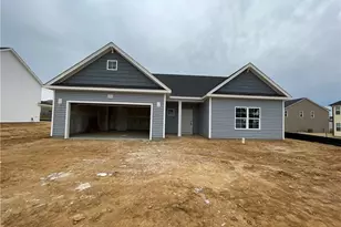 1727 Man-O-War Dr, Hope Mills, NC 28348 - Photo 1