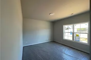 1727 Man-O-War Dr, Hope Mills, NC 28348 - Photo 3