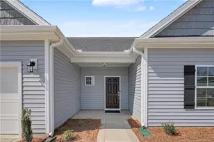 1727 Man-O-War Dr, Hope Mills, NC 28348 - Photo 3