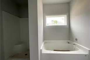 1727 Man-O-War Dr, Hope Mills, NC 28348 - Photo 9