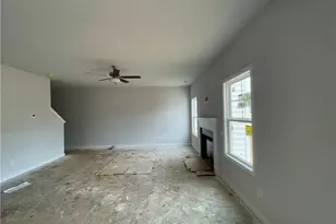 1723 Man-O-War Dr, Hope Mills, NC 28348 - Photo 7