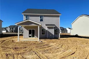 1708 Man-O-War Dr, Hope Mills, NC 28348 - Photo 17