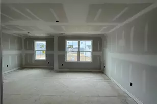 1712 Man-O-War Dr, Hope Mills, NC 28348 - Photo 15