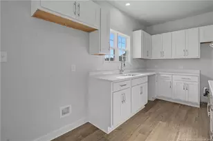 1712 Man-O-War Dr, Hope Mills, NC 28348 - Photo 19