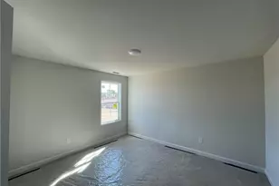 1712 Man-O-War Dr, Hope Mills, NC 28348 - Photo 9