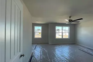 1712 Man-O-War Dr, Hope Mills, NC 28348 - Photo 13