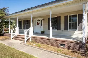 5700 Trotter Ct, Hope Mills, NC 28348 - Photo 5