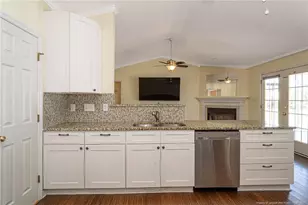 5700 Trotter Ct, Hope Mills, NC 28348 - Photo 15