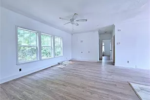 158 Acadiana Dr, Parkton, NC 28371 - Photo 7