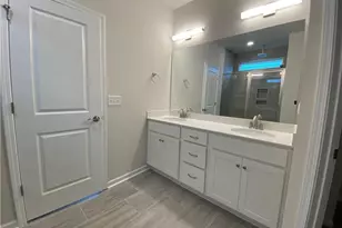 4538 Bunkers Bay Ln, Hope Mills, NC 28371 - Photo 11