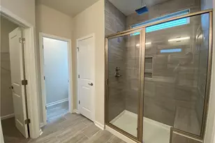 4538 Bunkers Bay Ln, Hope Mills, NC 28371 - Photo 9