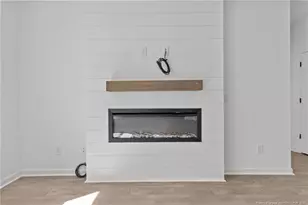 4538 Bunkers Bay Ln, Hope Mills, NC 28371 - Photo 7