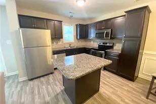 2601 Middle Br Bnd, Fayetteville, NC 28304 - Photo 9