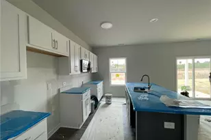 1732 Man-O-War Dr, Hope Mills, NC 28348 - Photo 7