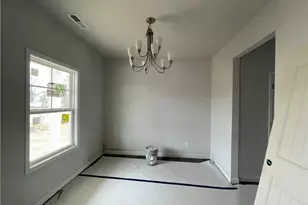 1732 Man-O-War Dr, Hope Mills, NC 28348 - Photo 3