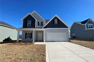 1732 Man-O-War Dr, Hope Mills, NC 28348 - Photo 1
