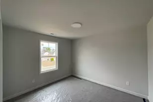 1732 Man-O-War Dr, Hope Mills, NC 28348 - Photo 11