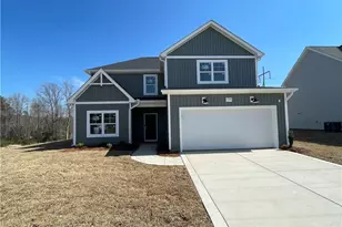 1736 Man-O-War Dr, Hope Mills, NC 28348 - Photo 1